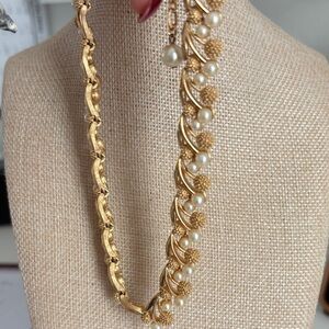 Vintage Crown Trifari Berry and Leaf Necklace Gold and Faux pearl
